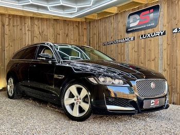 Used Jaguar XF 2018 for sale - 79200740: Photo