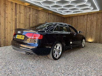 Used Audi A4 2010 for sale - 78703937: Photo