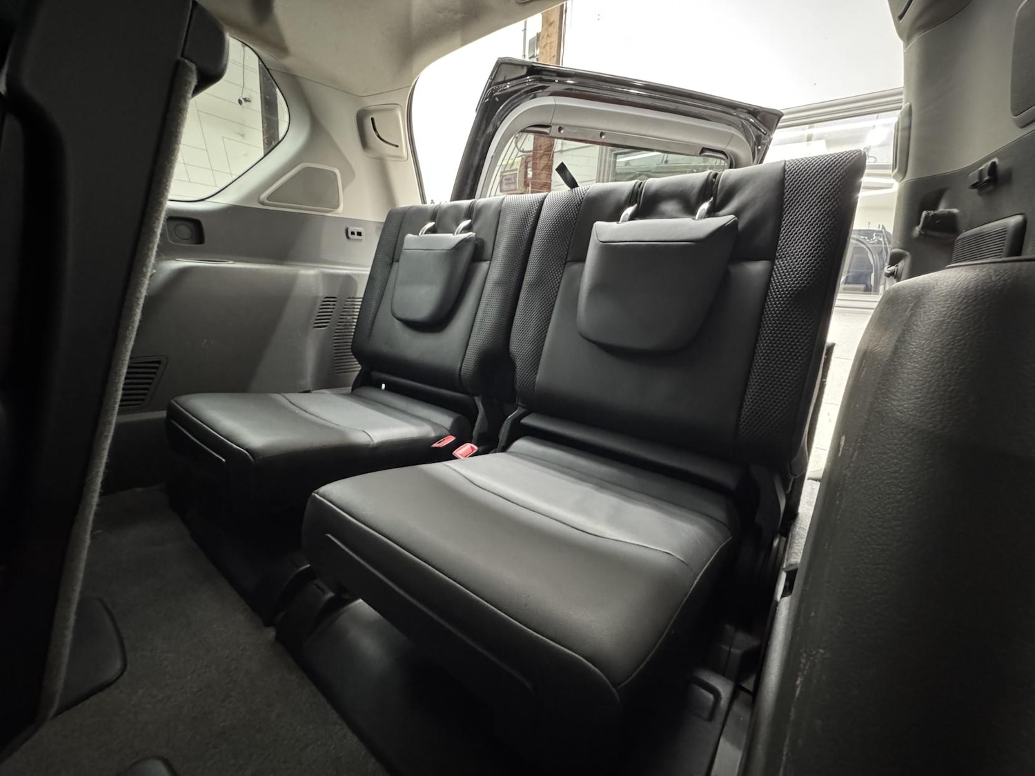 Used Toyota Land Cruiser 2011 for sale - 77682242: Photo 11