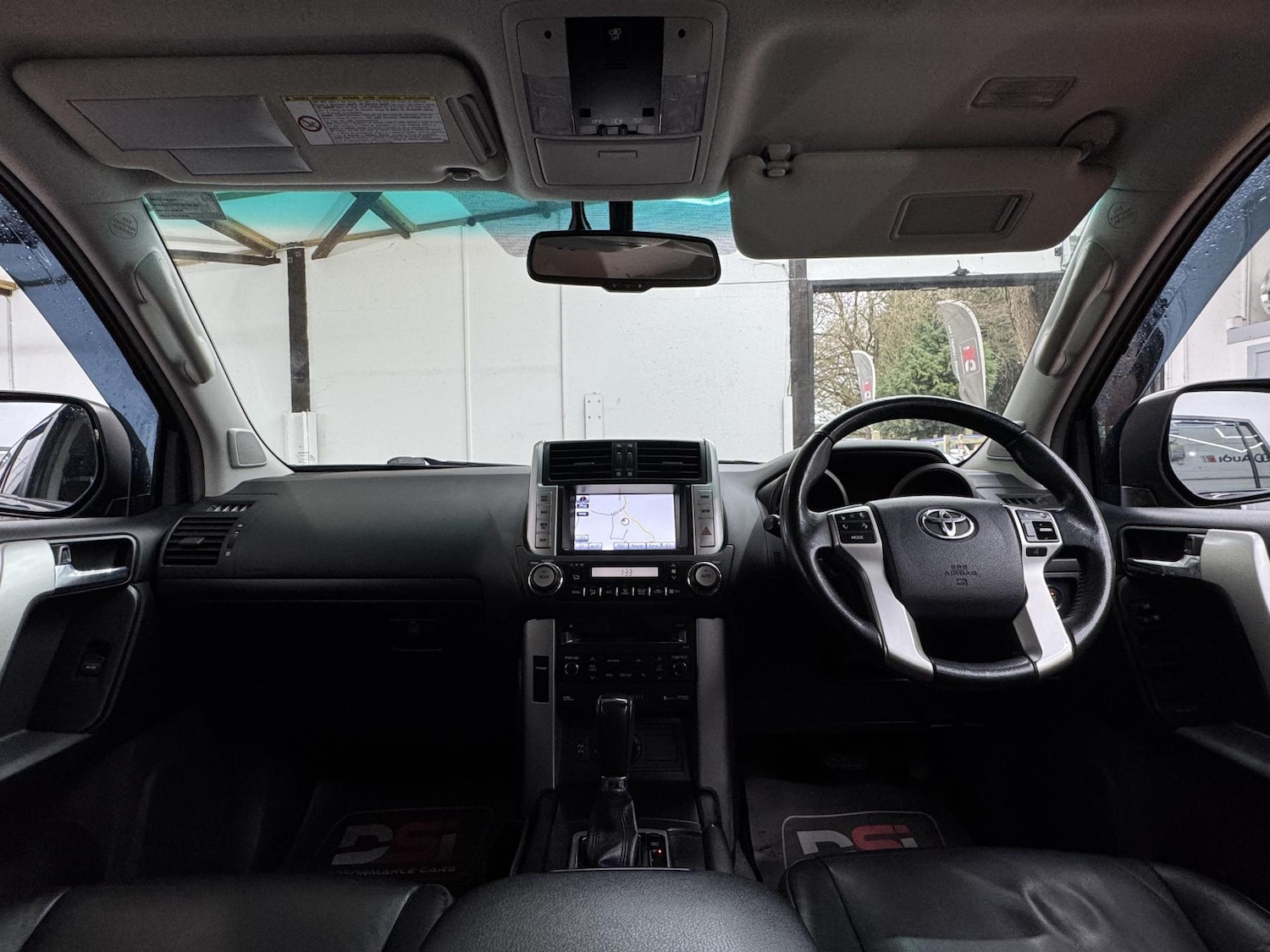 Used Toyota Land Cruiser 2011 for sale - 77682242: Photo 24