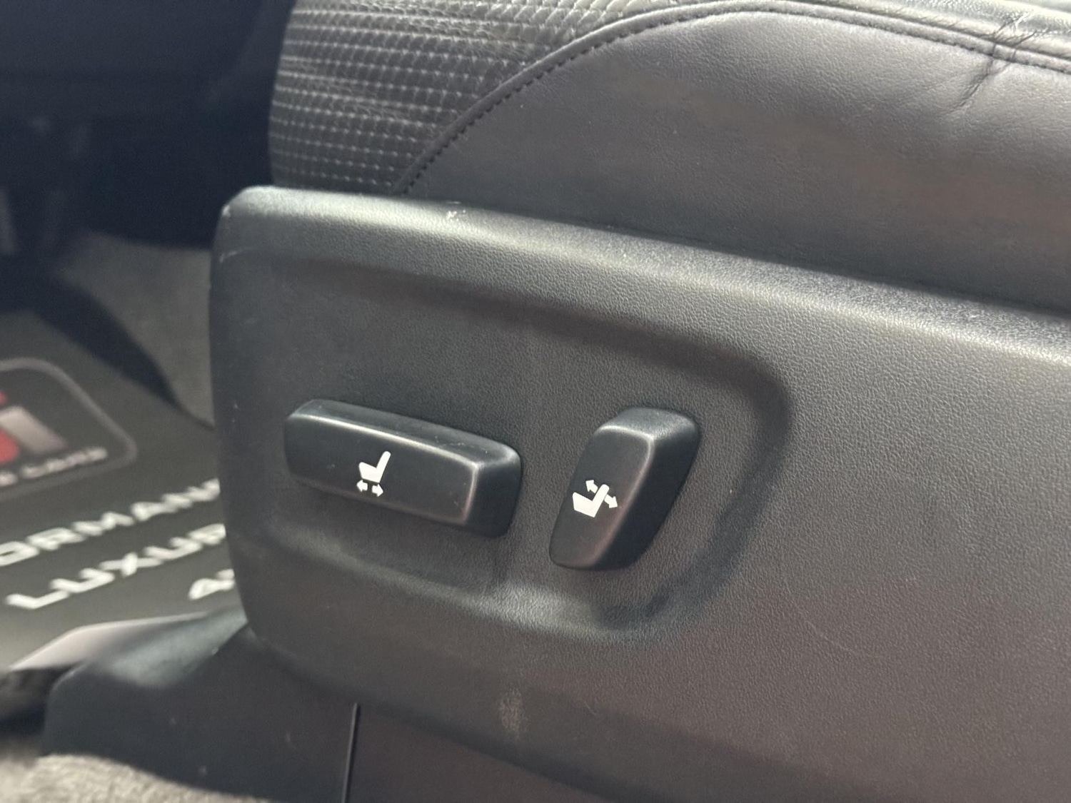 Used Toyota Land Cruiser 2011 for sale - 77682242: Photo 33