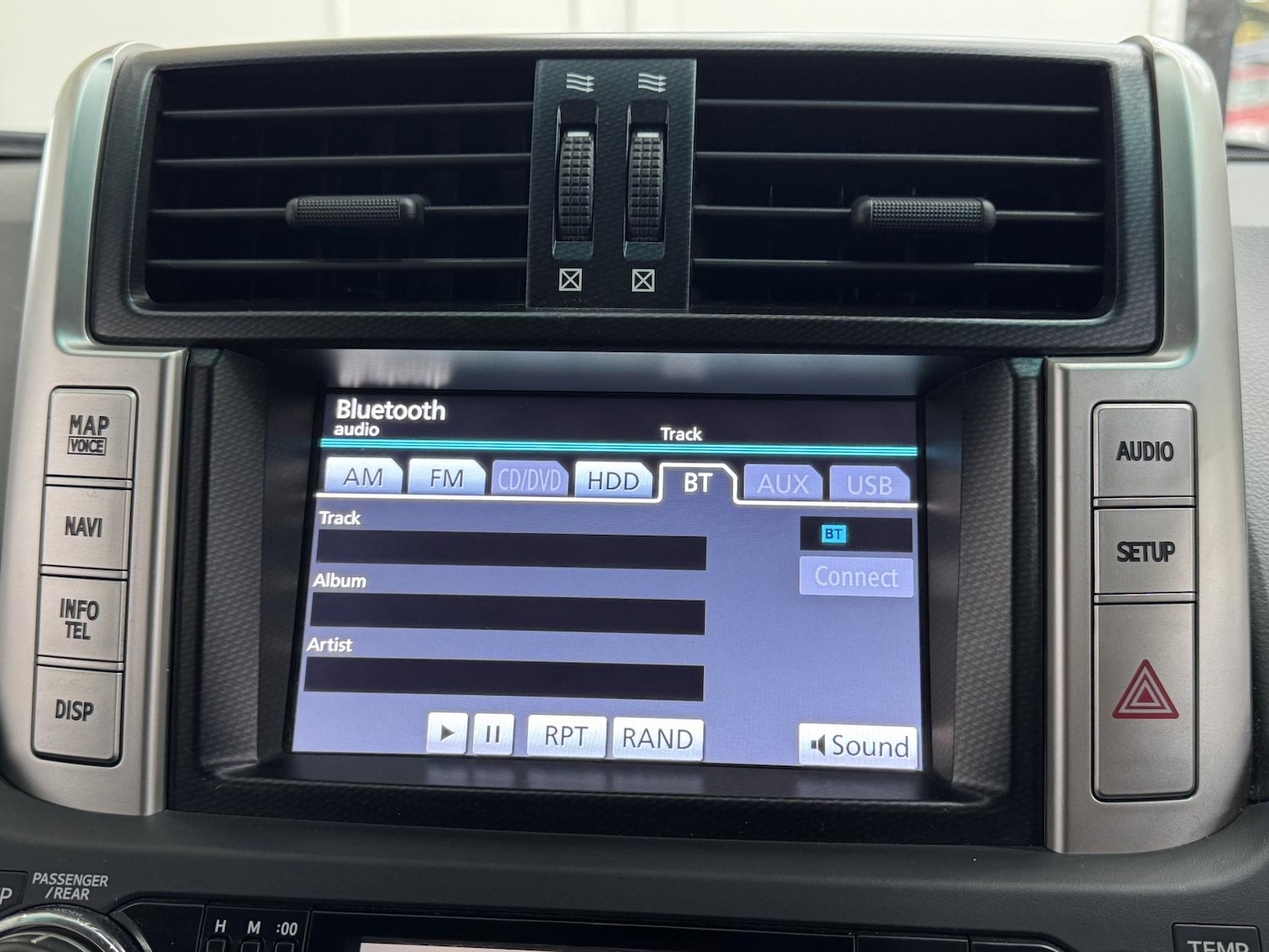 Used Toyota Land Cruiser 2011 for sale - 77682242: Photo 46