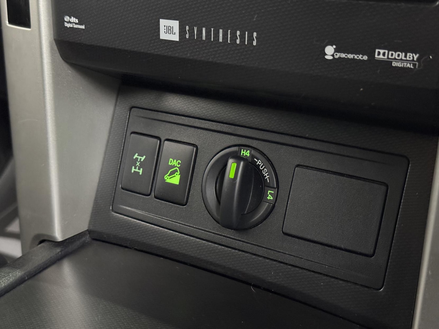 Used Toyota Land Cruiser 2011 for sale - 77682242: Photo 48