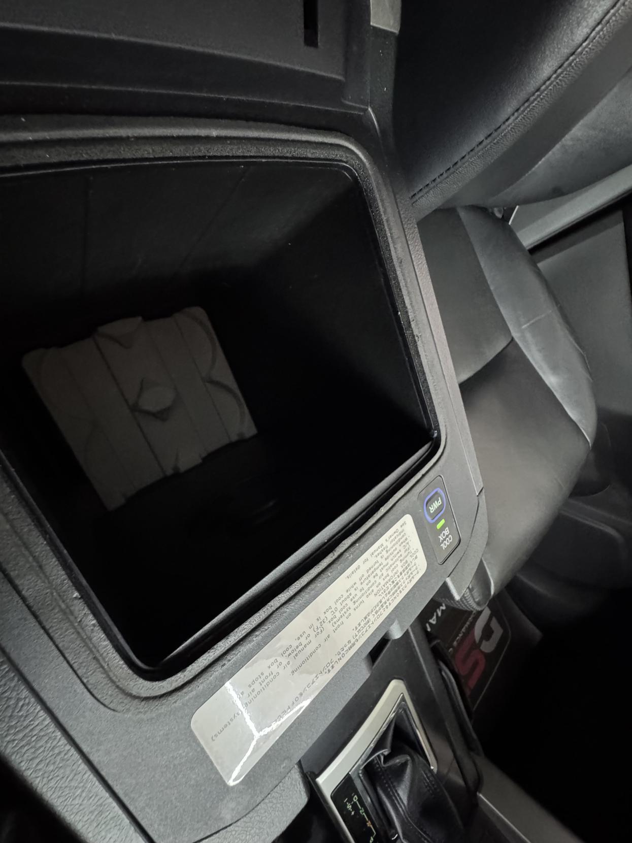 Used Toyota Land Cruiser 2011 for sale - 77682242: Photo 52