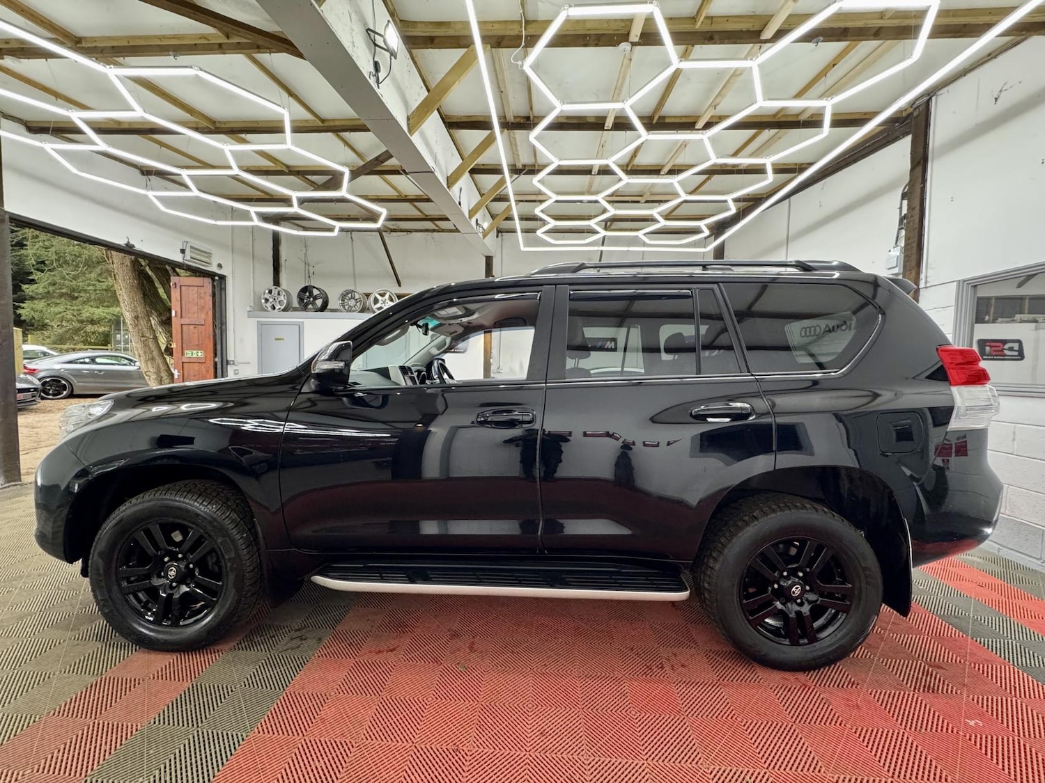 Used Toyota Land Cruiser 2011 for sale - 77682242: Photo 7