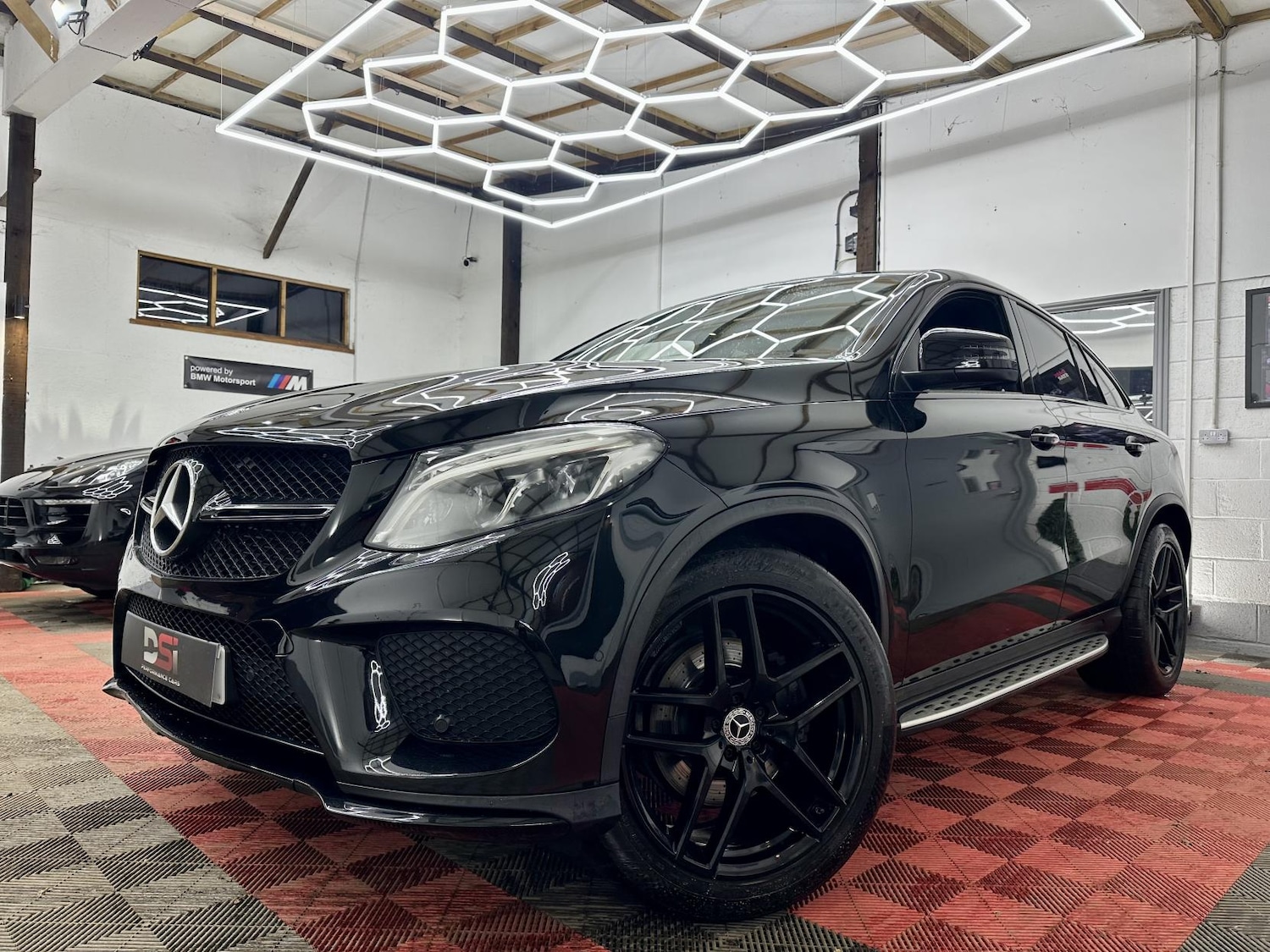 Used Mercedes-Benz GLE 2019 for sale - 77508924: Photo 3