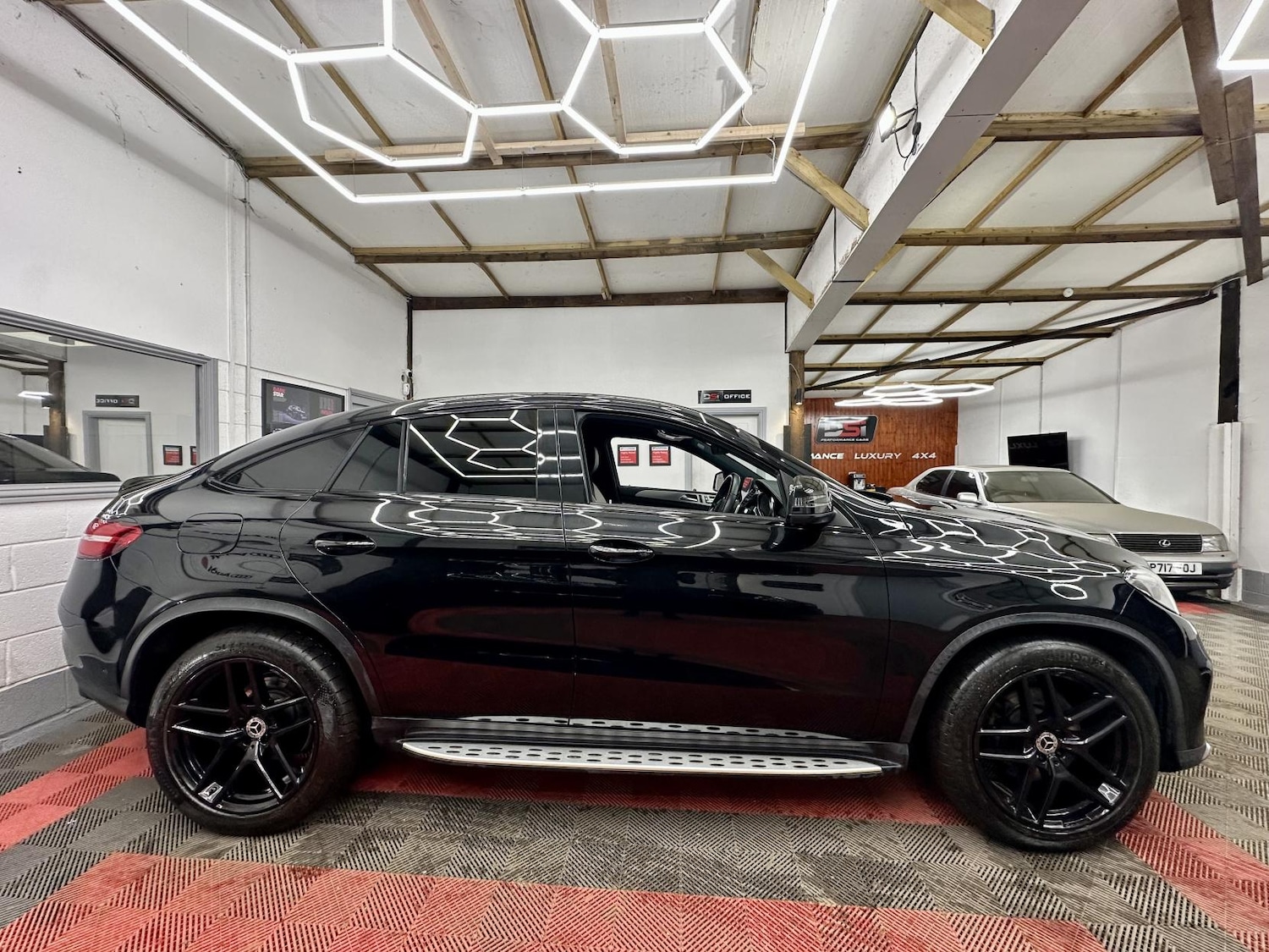 Used Mercedes-Benz GLE 2019 for sale - 77508924: Photo 4