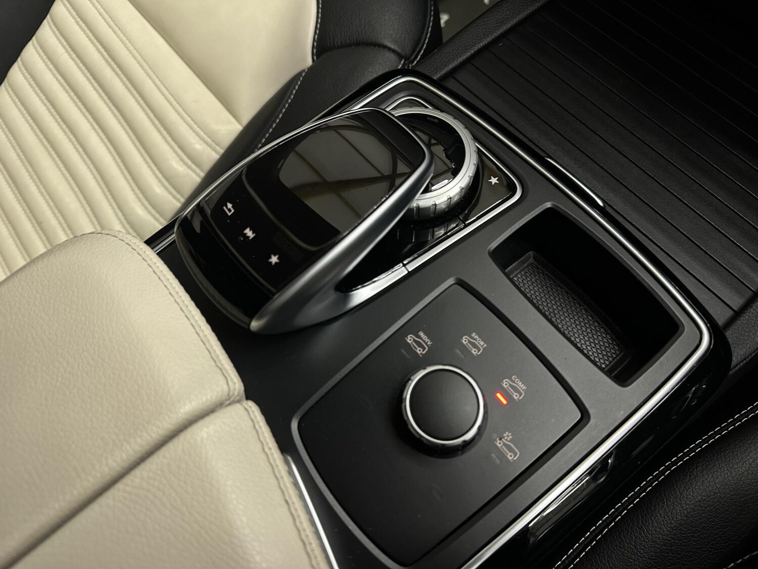 Used Mercedes-Benz GLE 2019 for sale - 77508924: Photo 52