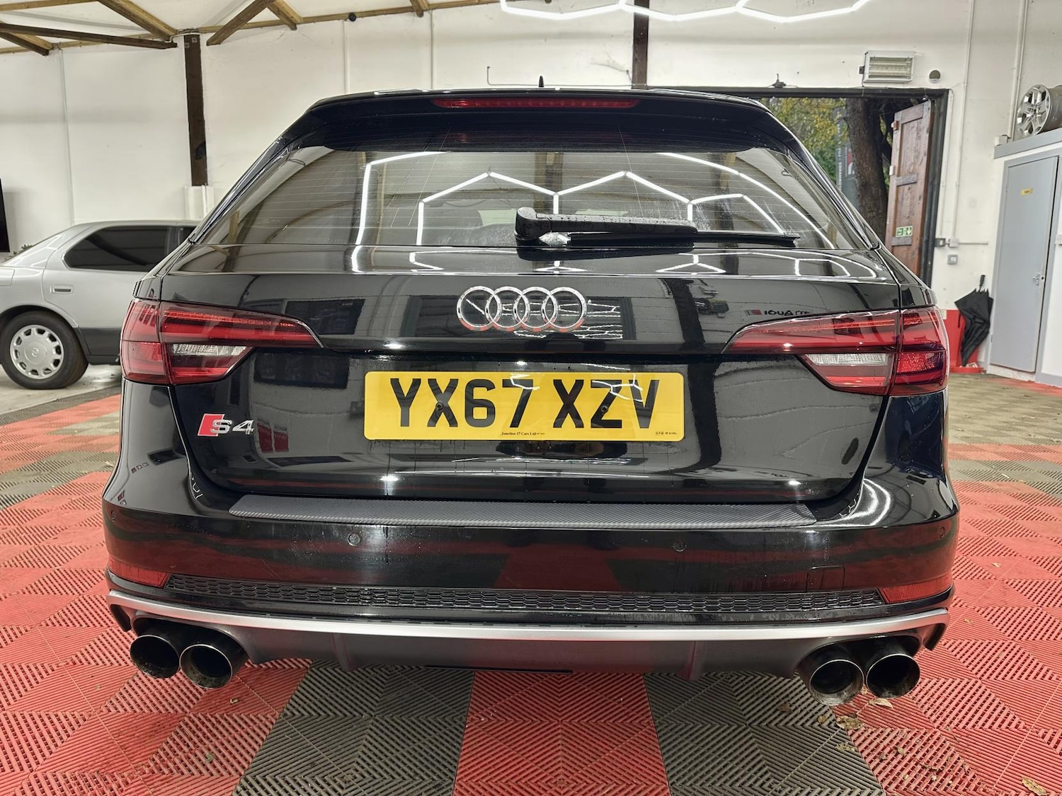 Used Audi A4 2017 for sale - 76799662: Photo 10