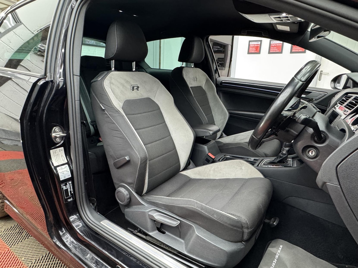 Used Volkswagen Golf 2015 for sale - 77725416: Photo 19