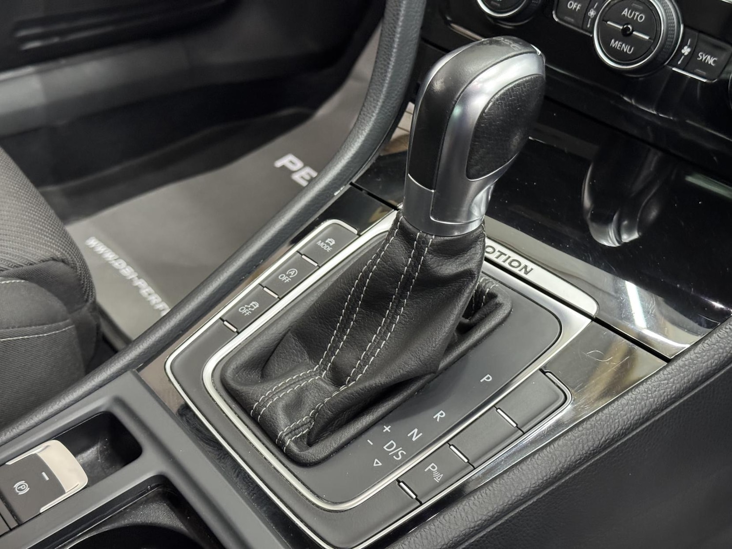 Used Volkswagen Golf 2015 for sale - 77725416: Photo 39