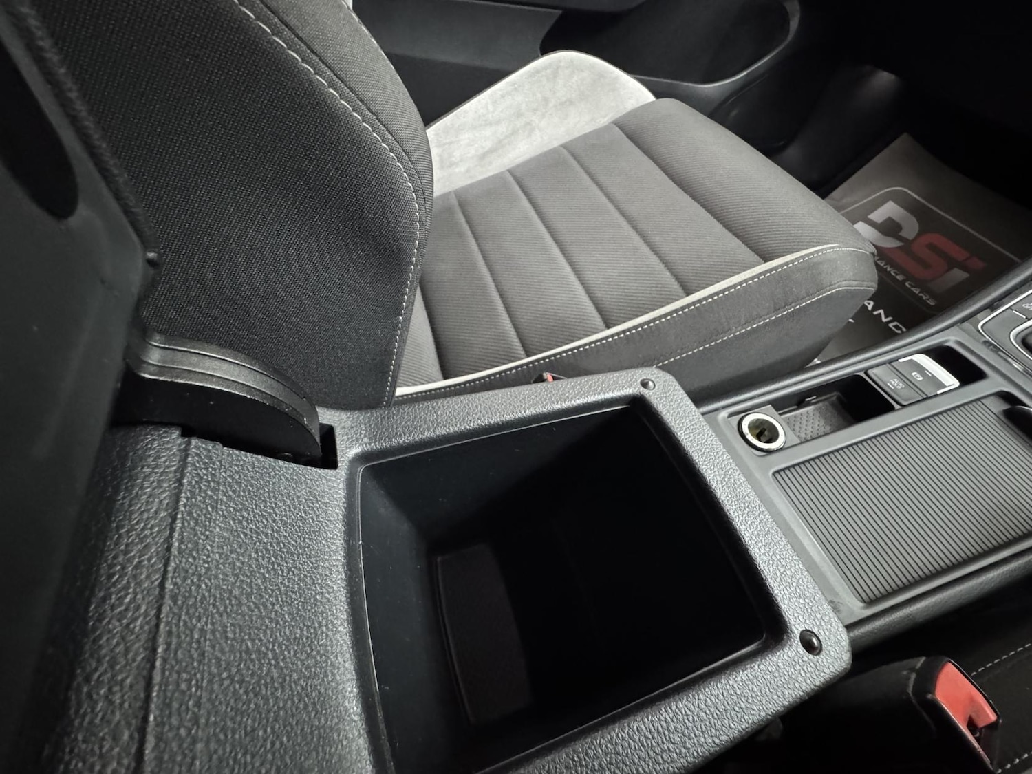 Used Volkswagen Golf 2015 for sale - 77725416: Photo 43