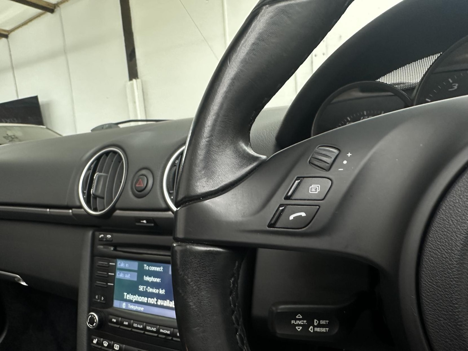 Used Porsche Boxster 2010 for sale - 77822691: Photo 35