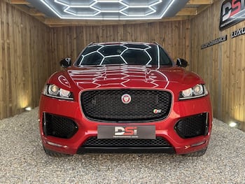 Used Jaguar F-Pace 2017 for sale - 79720977: Photo
