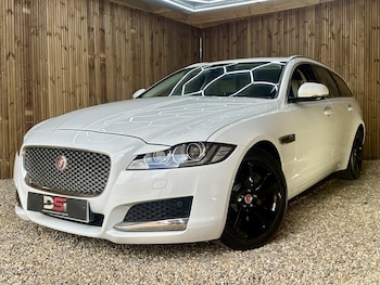 Used Jaguar XF 2019 for sale - 79538053: Photo