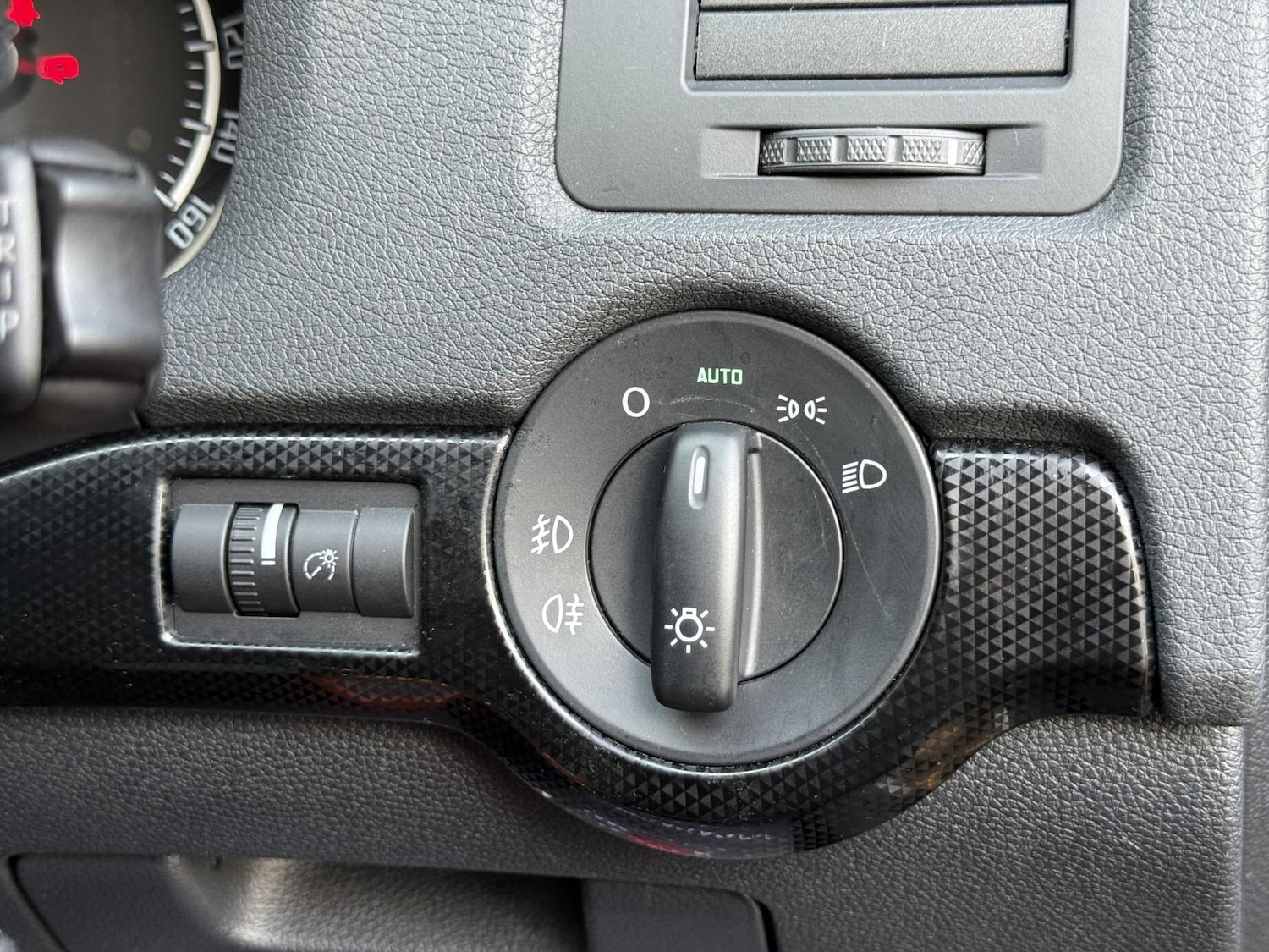 Used Skoda Octavia 2012 for sale - 76467833: Photo 19