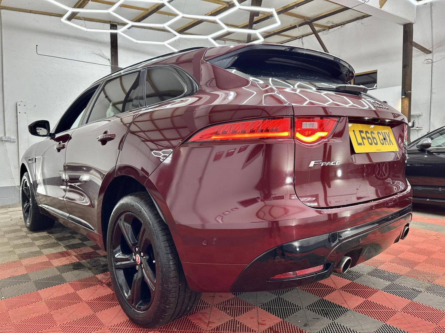 Used Jaguar F-Pace 2016 for sale - 77264777: Photo 11