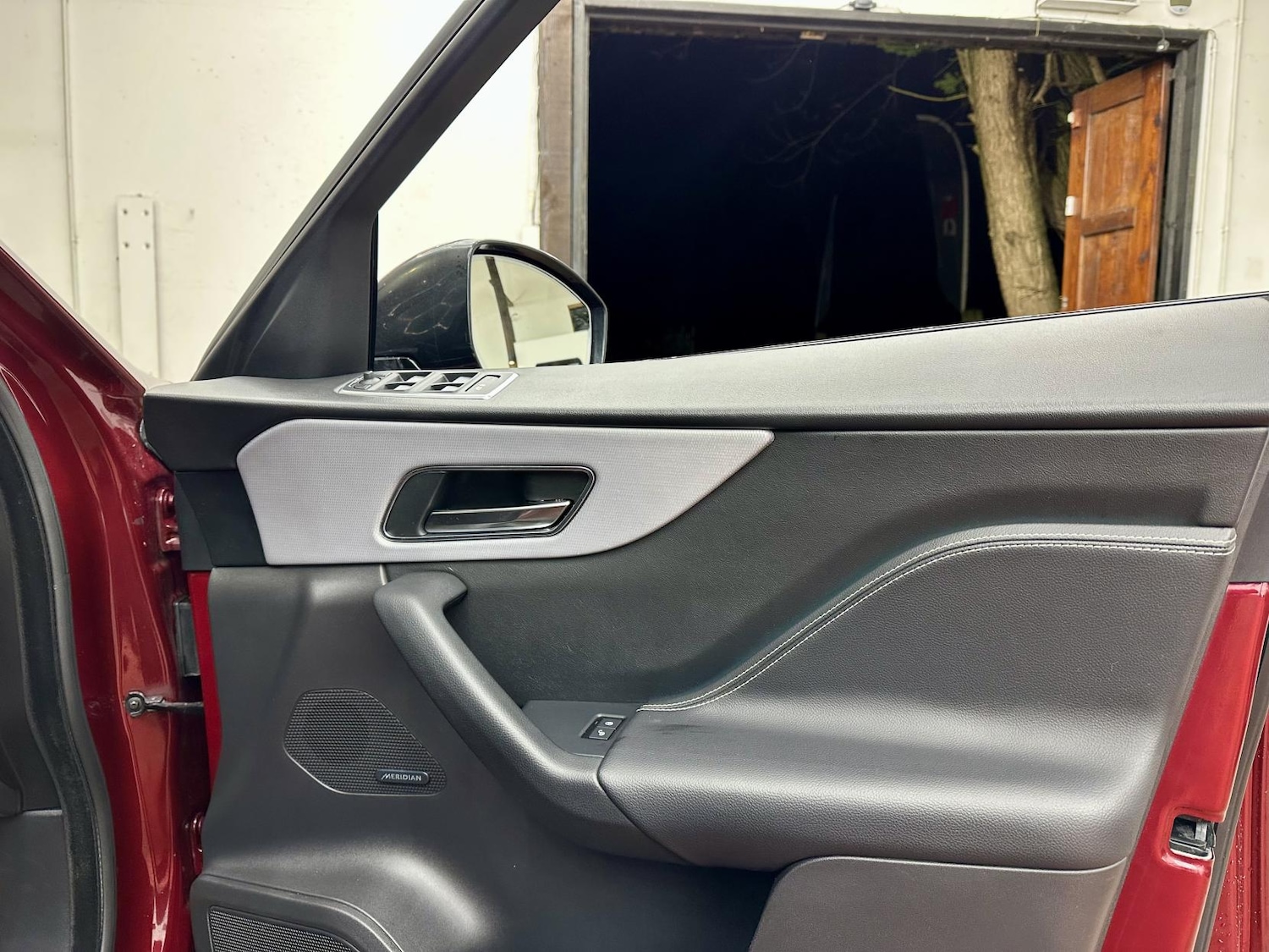 Used Jaguar F-Pace 2016 for sale - 77264777: Photo 22