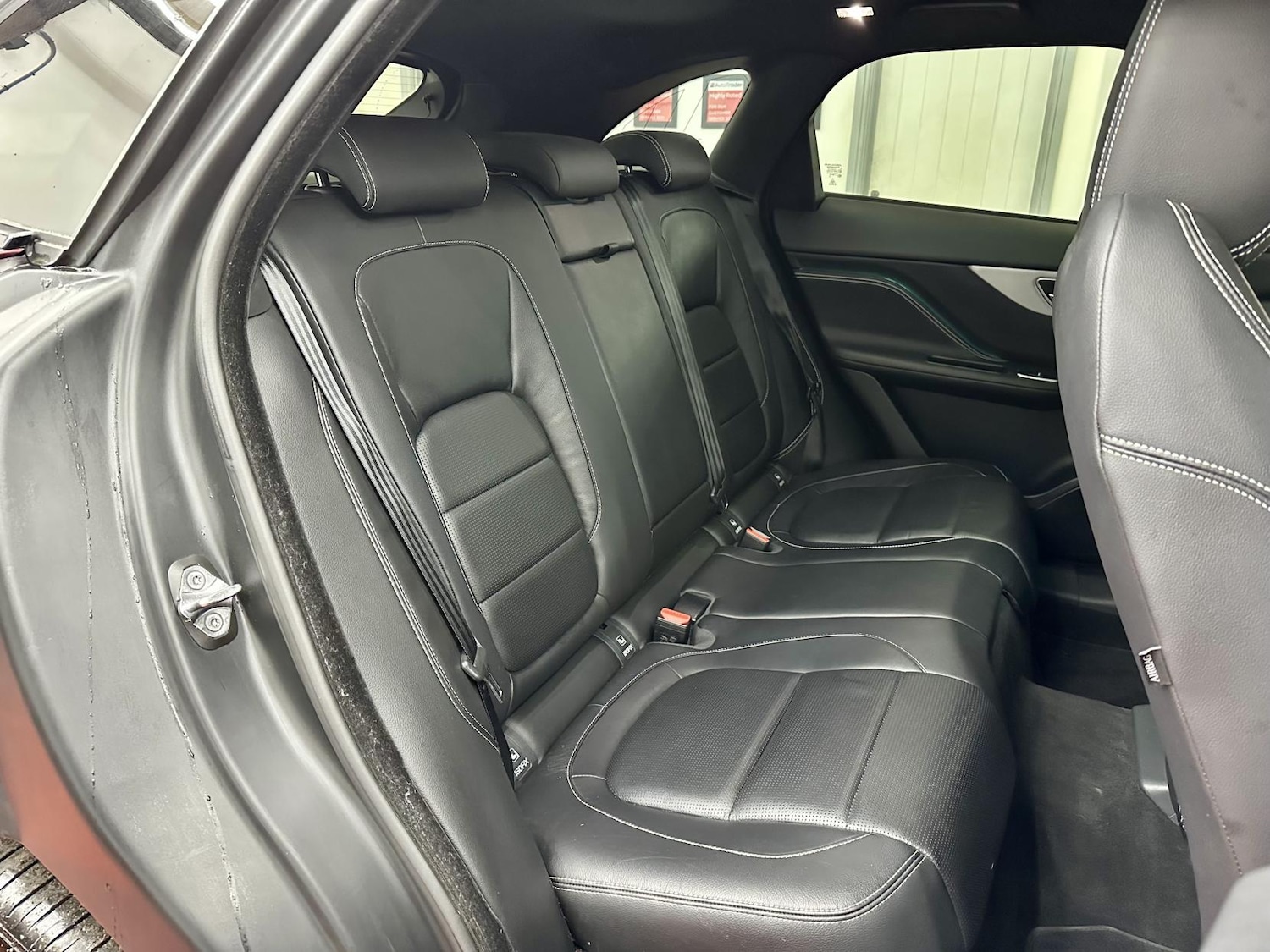 Used Jaguar F-Pace 2016 for sale - 77264777: Photo 29