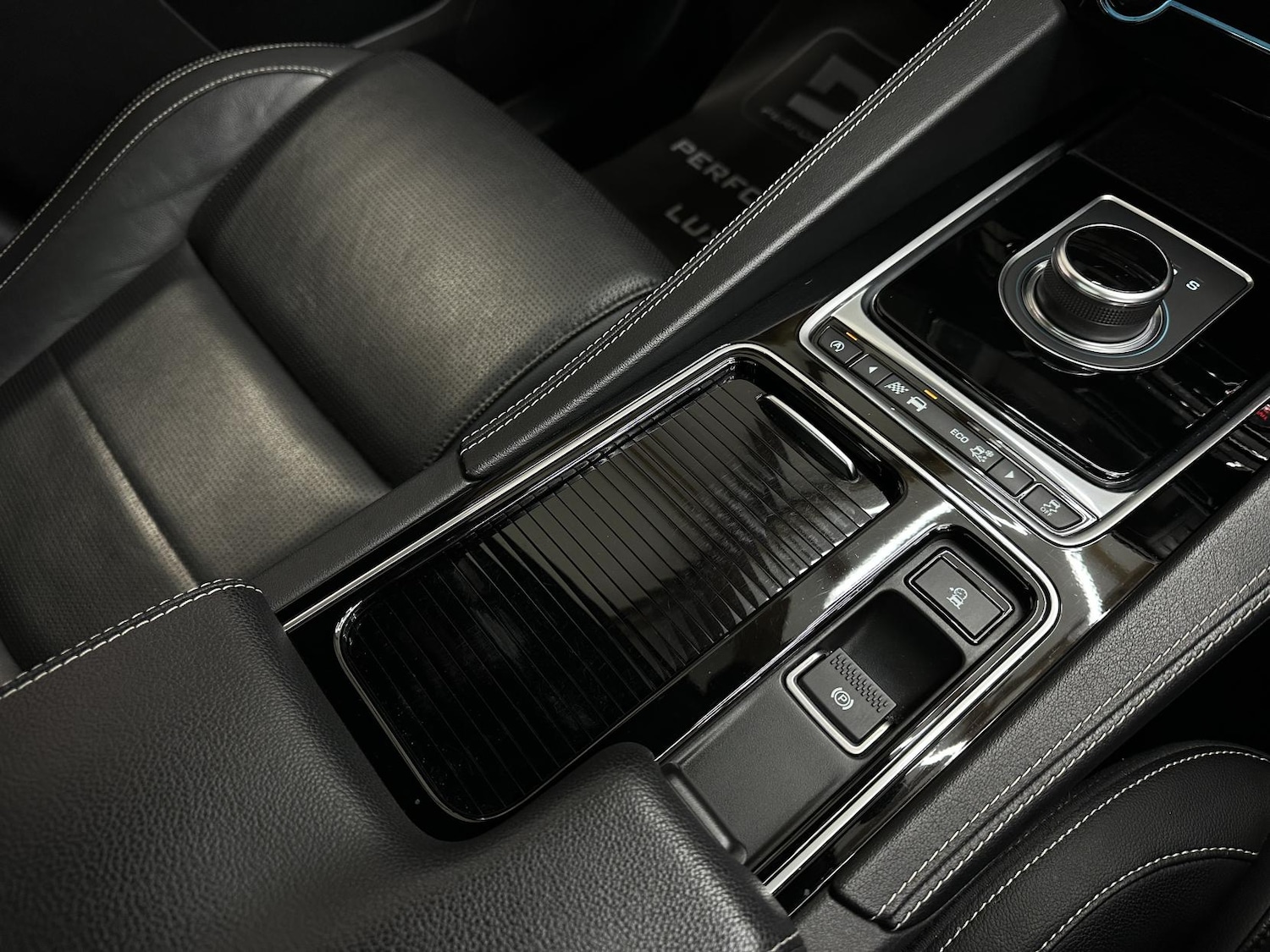 Used Jaguar F-Pace 2016 for sale - 77264777: Photo 50