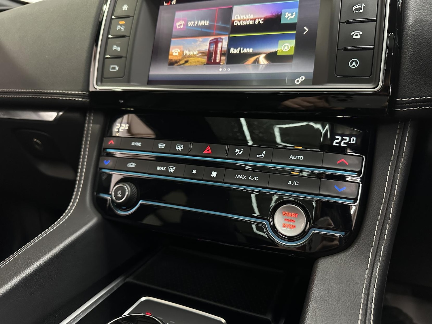 Used Jaguar F-Pace 2016 for sale - 77264777: Photo 52