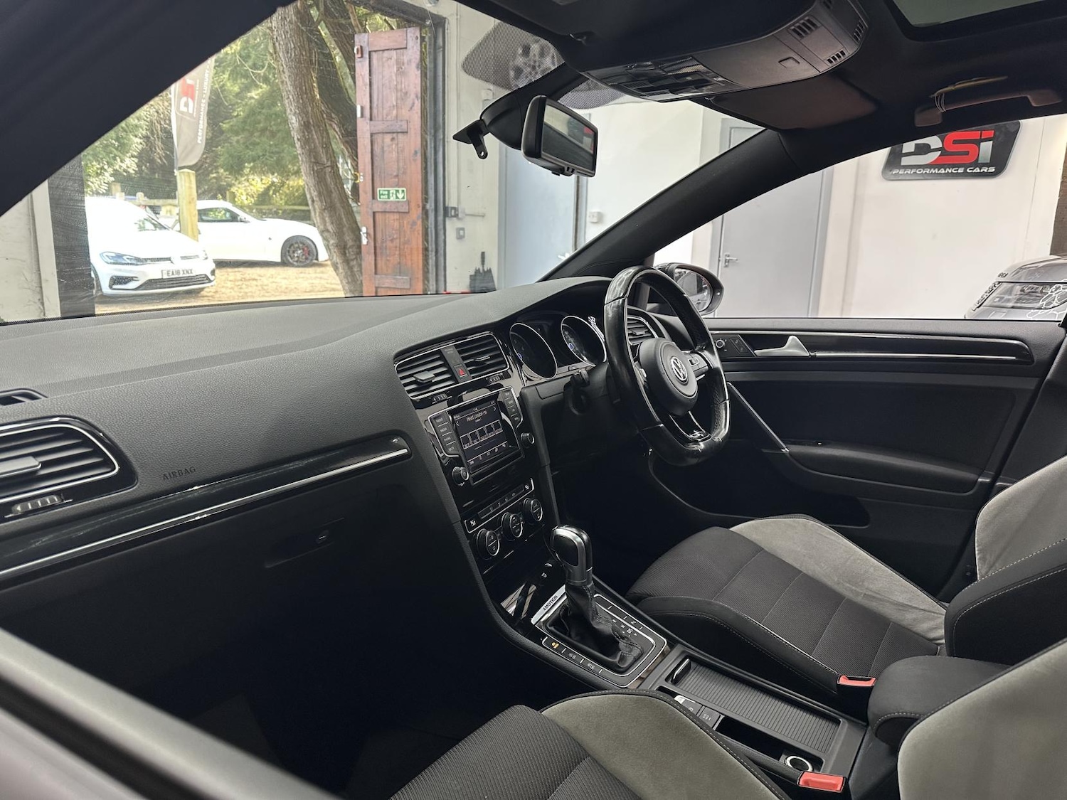 Used Volkswagen Golf 2014 for sale - 77746260: Photo 17