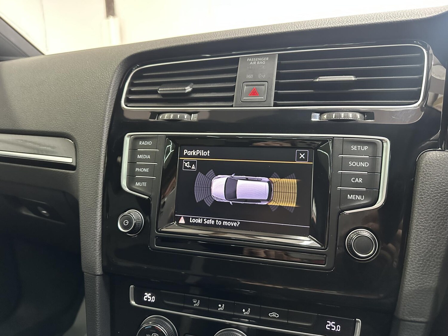 Used Volkswagen Golf 2014 for sale - 77746260: Photo 31