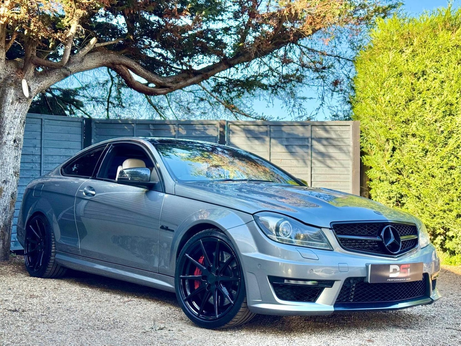 Used Mercedes-Benz C-Class 2012 for sale - 76072489: Photo 1