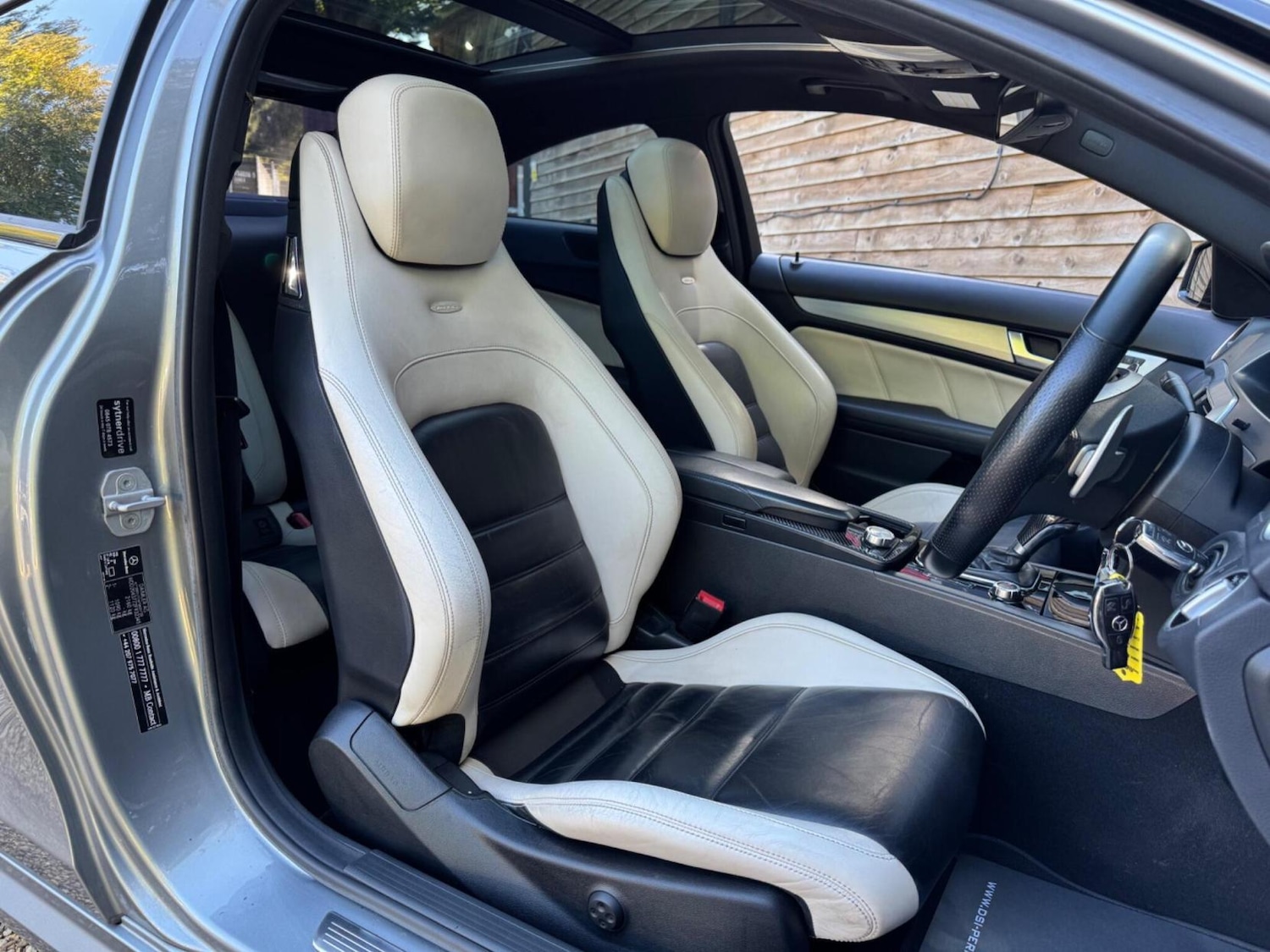 Used Mercedes-Benz C-Class 2012 for sale - 76072489: Photo 15