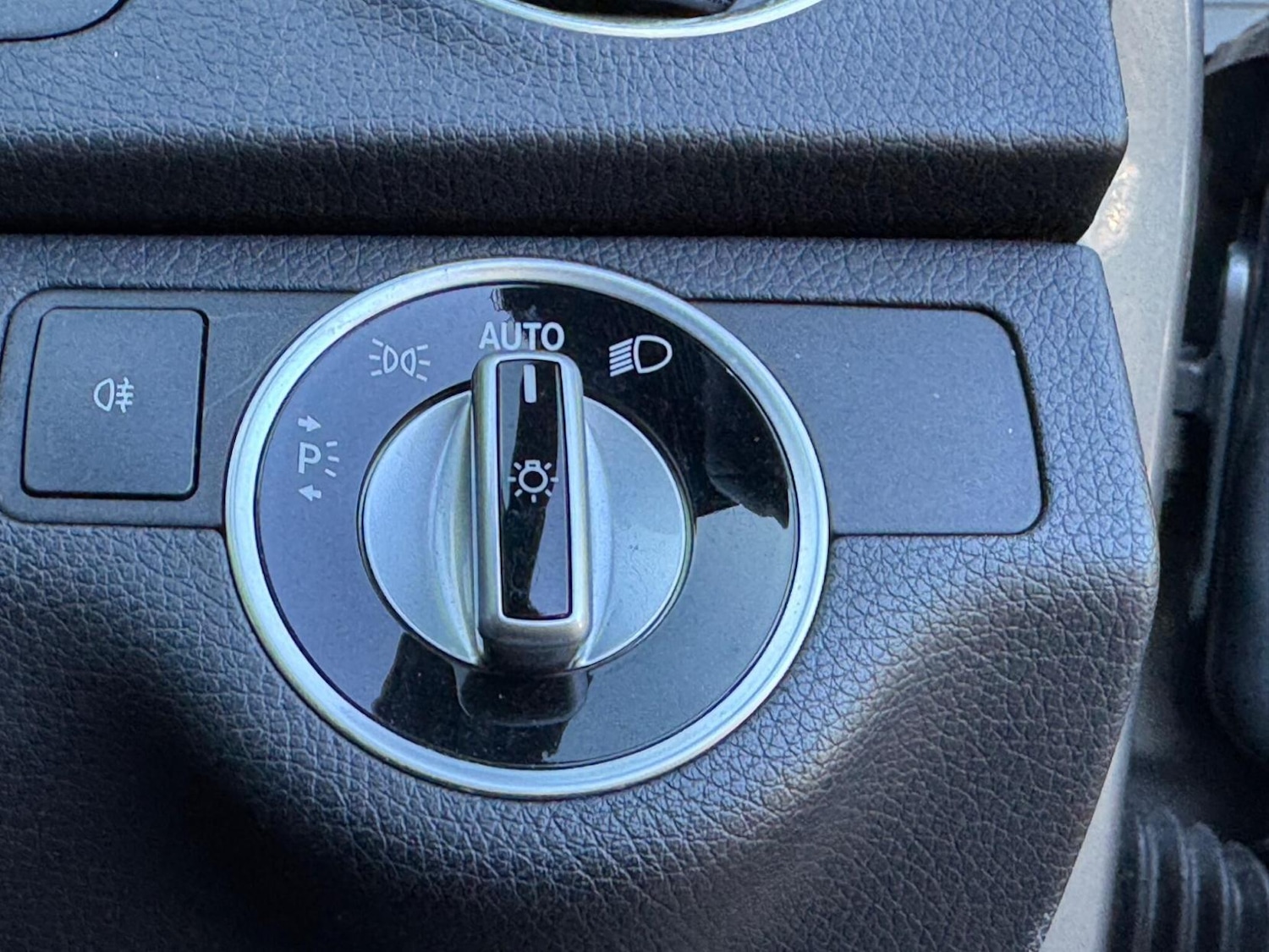 Used Mercedes-Benz C-Class 2012 for sale - 76072489: Photo 19