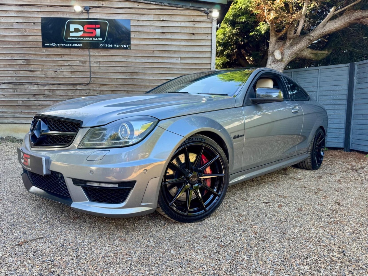 Used Mercedes-Benz C-Class 2012 for sale - 76072489: Photo 3