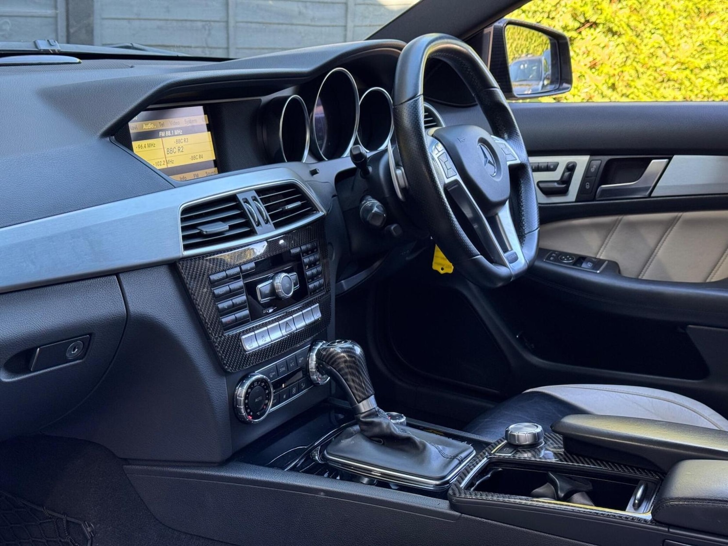 Used Mercedes-Benz C-Class 2012 for sale - 76072489: Photo 9