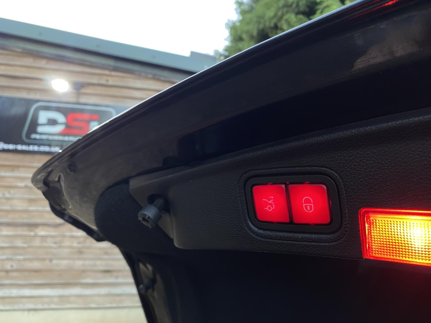 Used Mercedes-Benz C Class 2017 for sale - 76606432: Photo 26