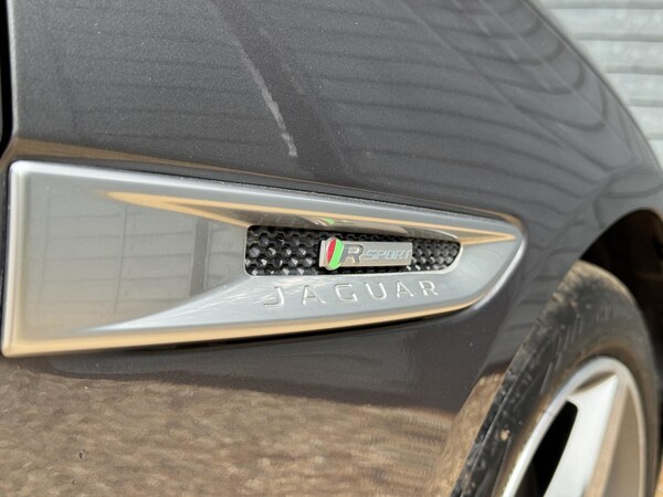Used Jaguar XE 2015 for sale - 76152091: Photo 13
