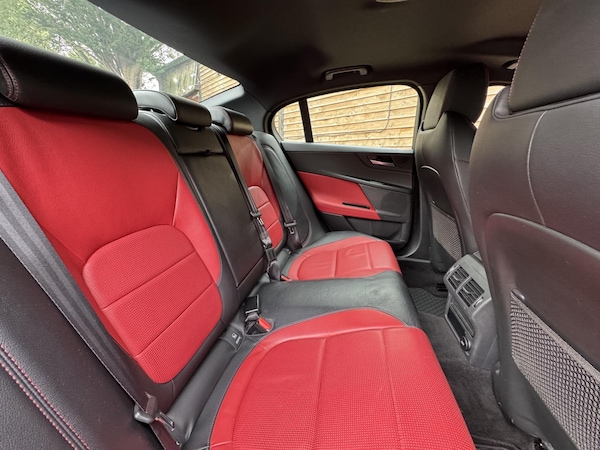 Used Jaguar XE 2015 for sale - 76152091: Photo 14
