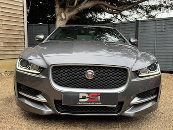 Used Jaguar XE 2015 for sale - 76152091: Photo 2