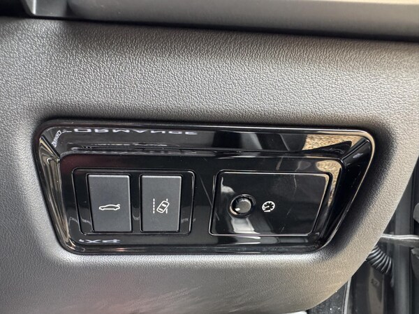Used Jaguar XE 2015 for sale - 76152091: Photo 38
