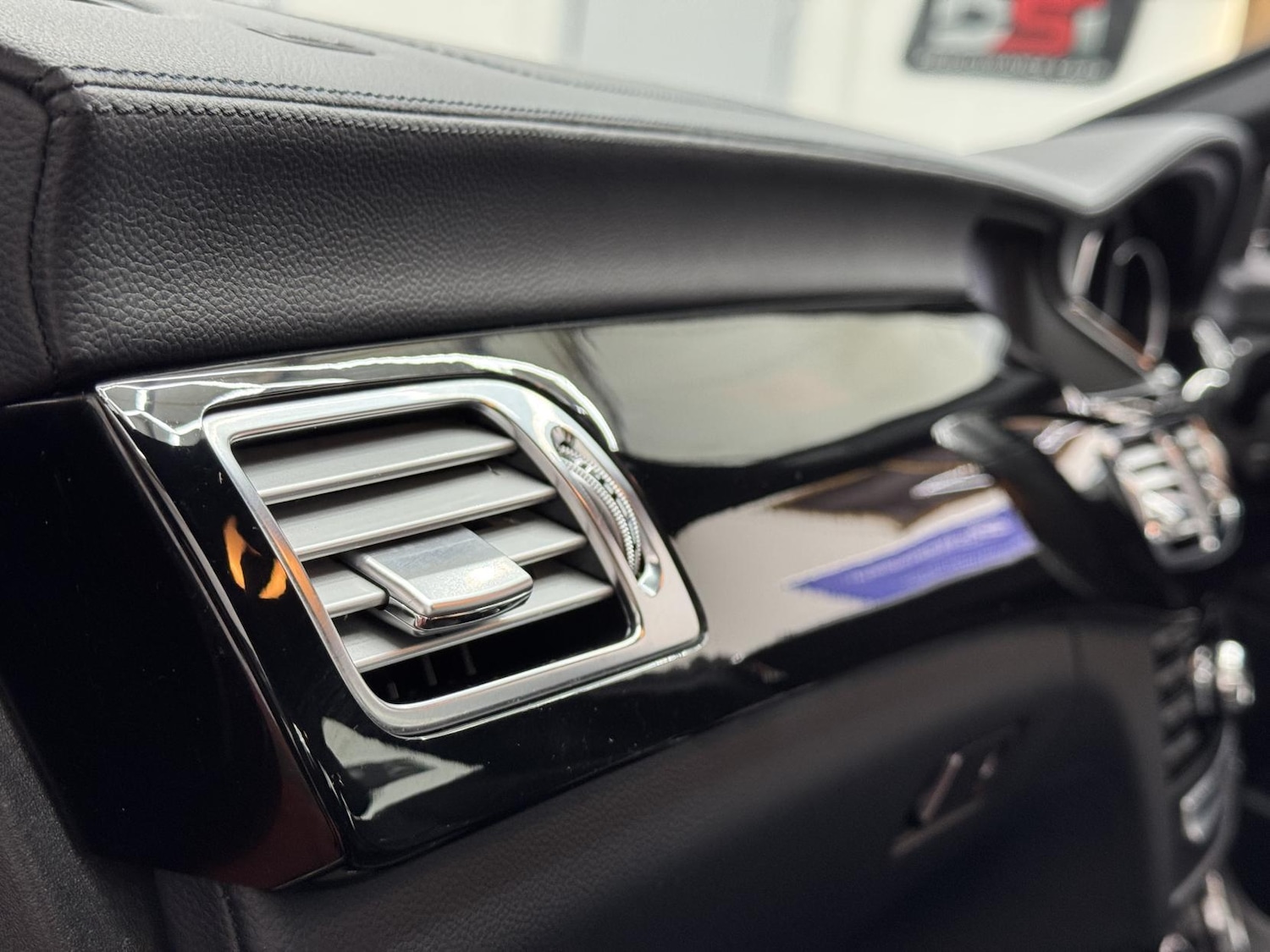 Used Mercedes-Benz CLS 2014 for sale - 77137858: Photo 33