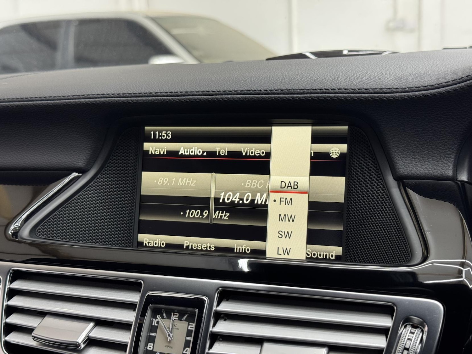 Used Mercedes-Benz CLS 2014 for sale - 77137858: Photo 50