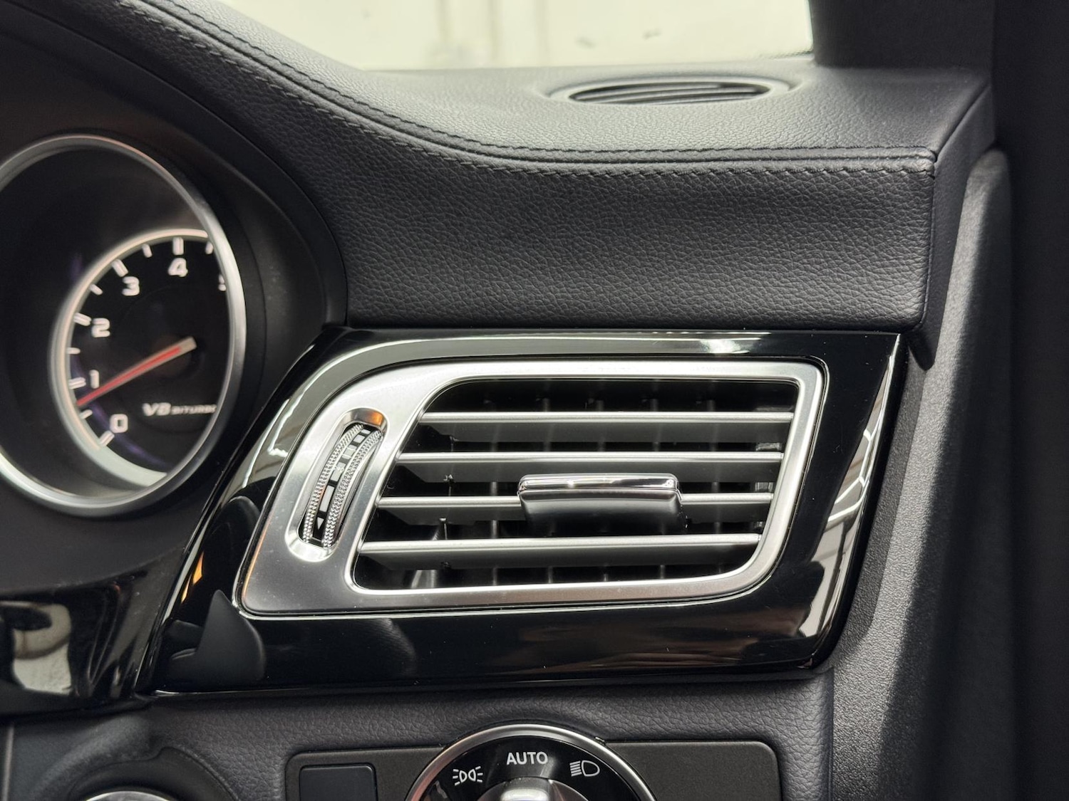 Used Mercedes-Benz CLS 2014 for sale - 77137858: Photo 52