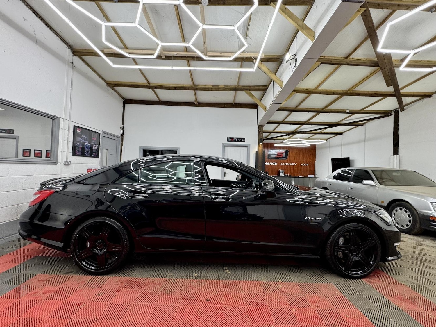 Used Mercedes-Benz CLS 2014 for sale - 77137858: Photo 6