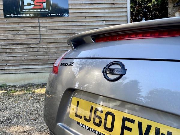 Used Nissan 370 Z 2010 for sale - 76273153: Photo 14