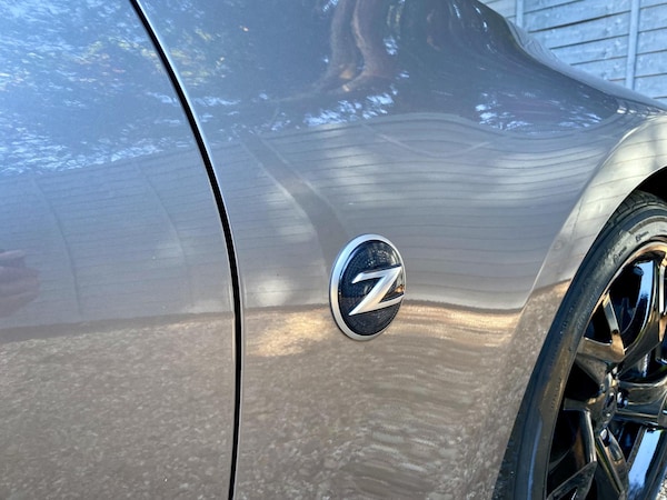 Used Nissan 370 Z 2010 for sale - 76273153: Photo 15