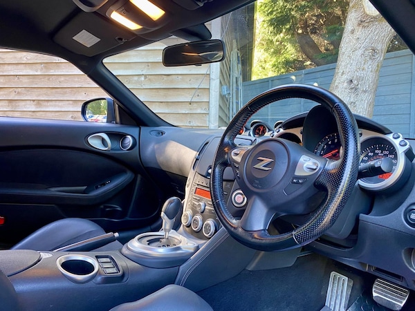 Used Nissan 370 Z 2010 for sale - 76273153: Photo 17