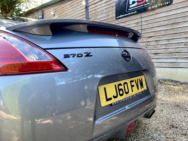 Used Nissan 370 Z 2010 for sale - 76273153: Photo 9