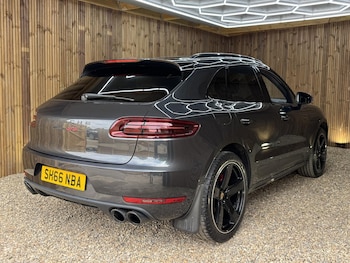 Used Porsche Macan 2017 for sale - 78647276: Photo
