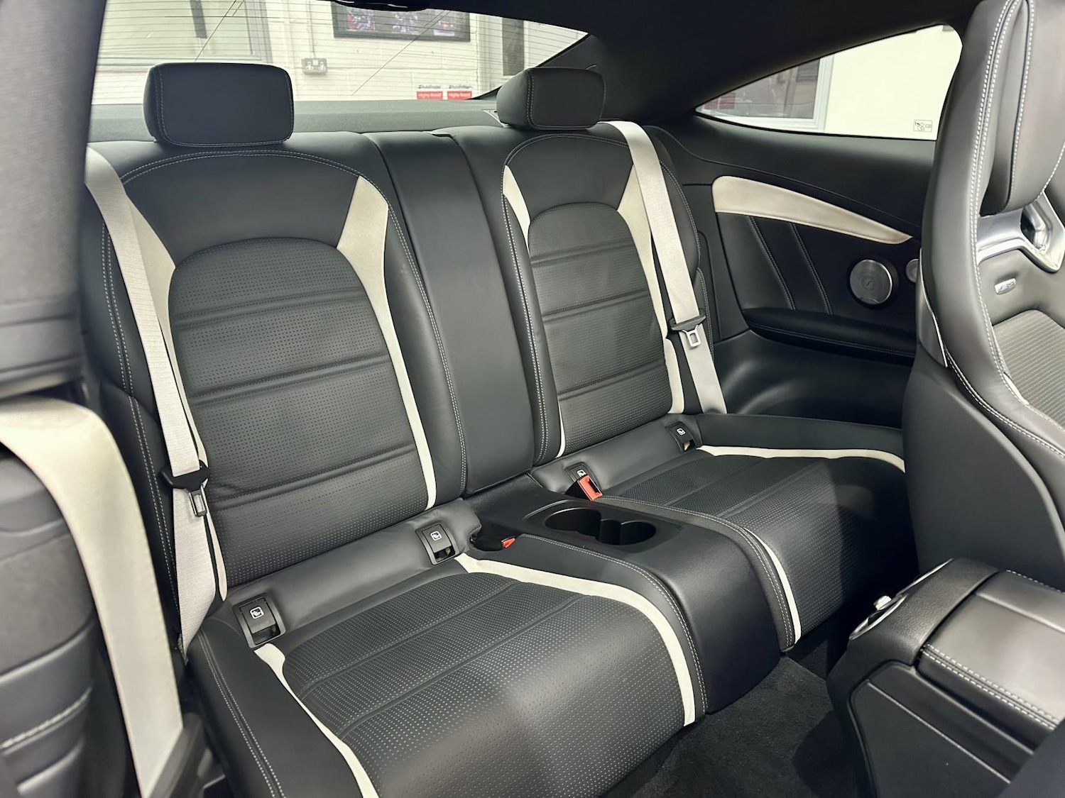 Used Mercedes-Benz C Class 2018 for sale - 77079405: Photo 30