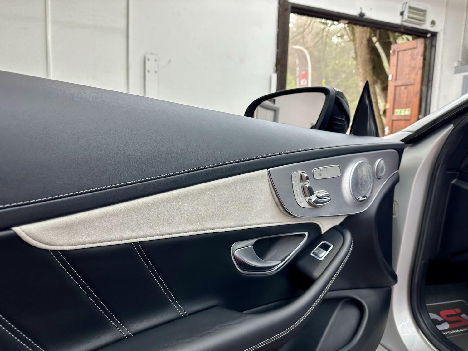 Used Mercedes-Benz C Class 2018 for sale - 77079405: Photo 34