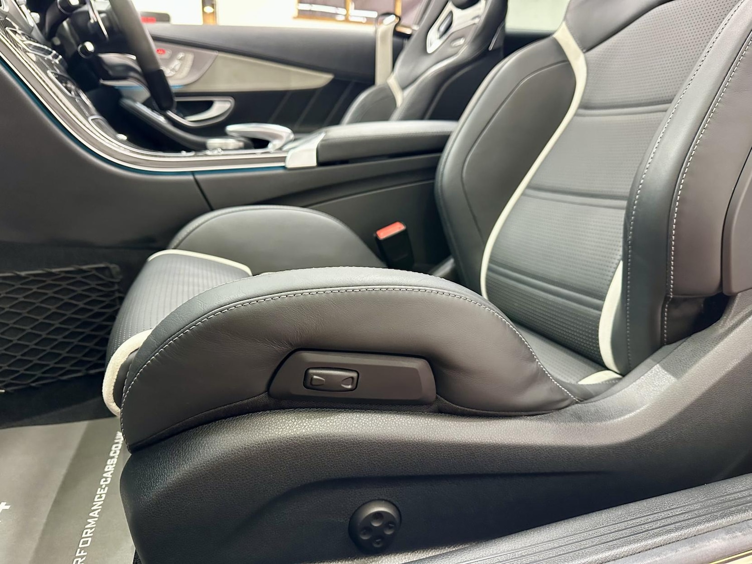 Used Mercedes-Benz C Class 2018 for sale - 77079405: Photo 36