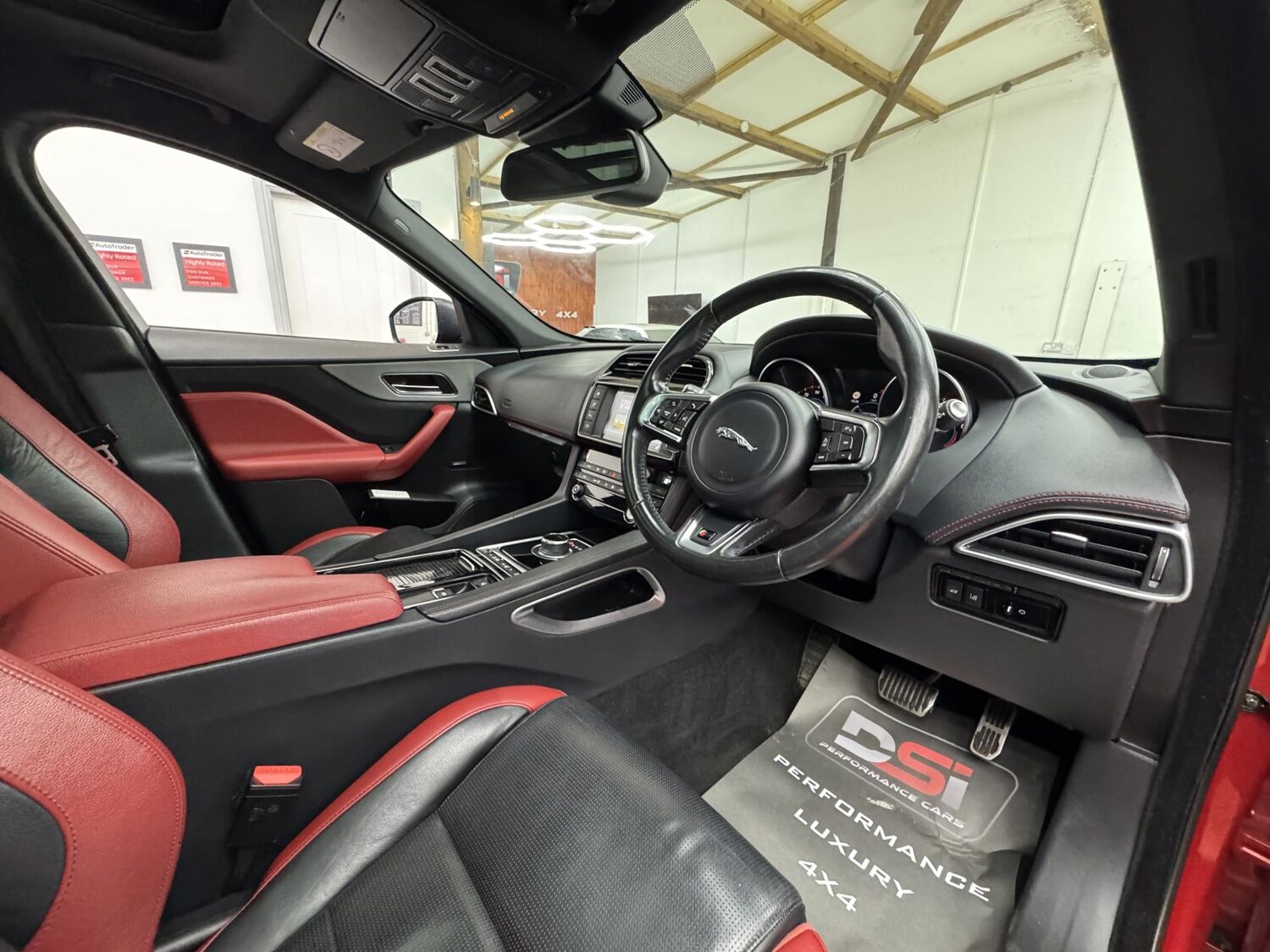 Used Jaguar F-Pace 2016 for sale - 77532316: Photo 17